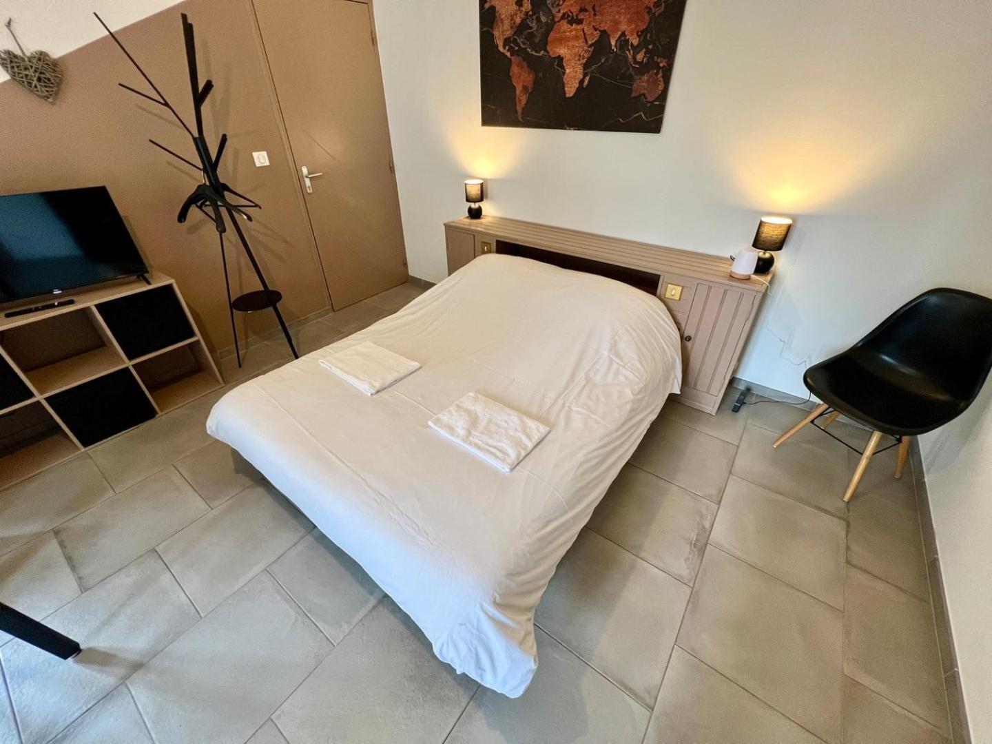 Chez Marcel - Maison 3 Chambres リュサック・レ・シャトー エクステリア 写真