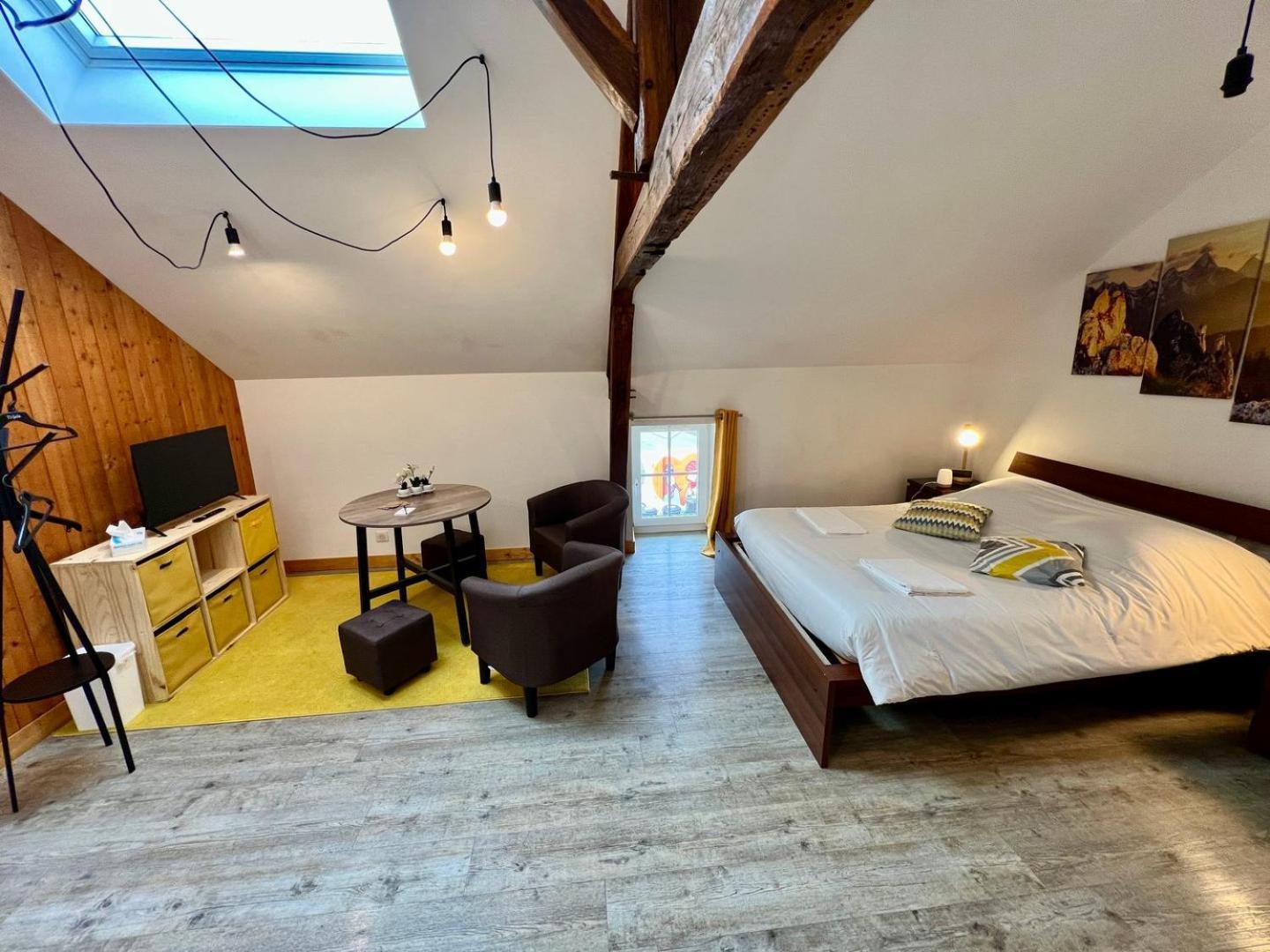 Chez Marcel - Maison 3 Chambres リュサック・レ・シャトー エクステリア 写真