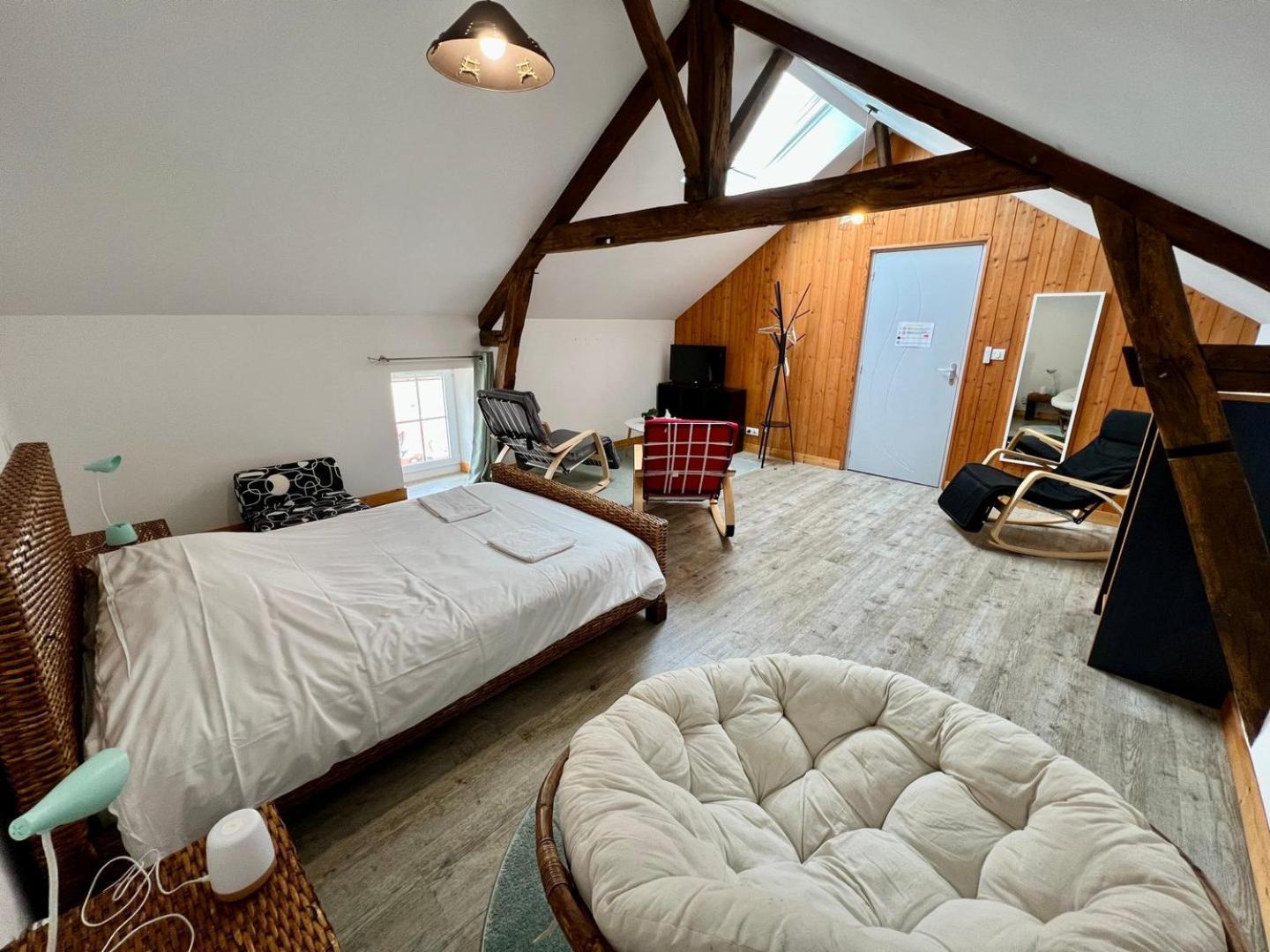 Chez Marcel - Maison 3 Chambres リュサック・レ・シャトー エクステリア 写真